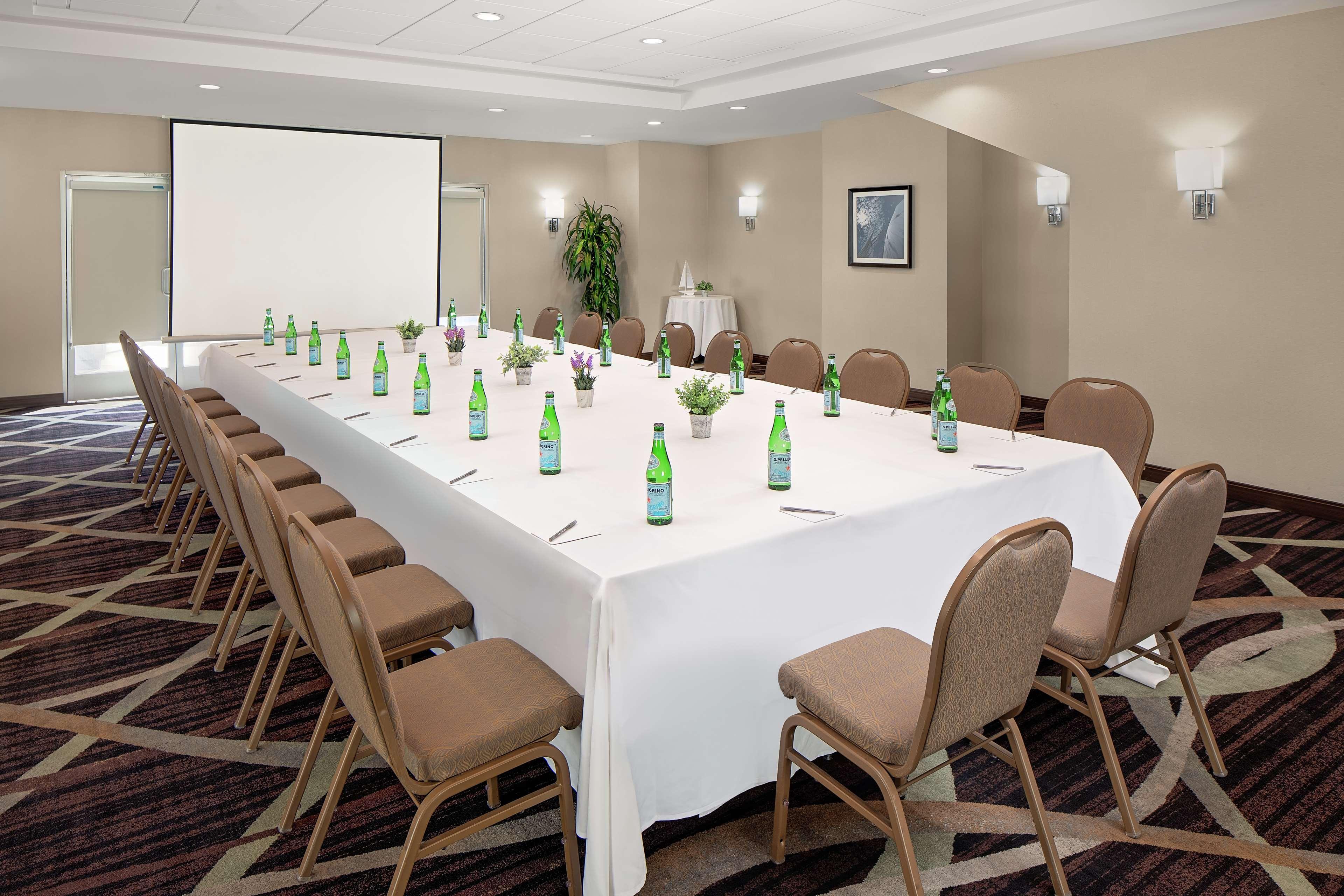 Hilton Garden Inn Los Angeles Marina Del Rey Экстерьер фото