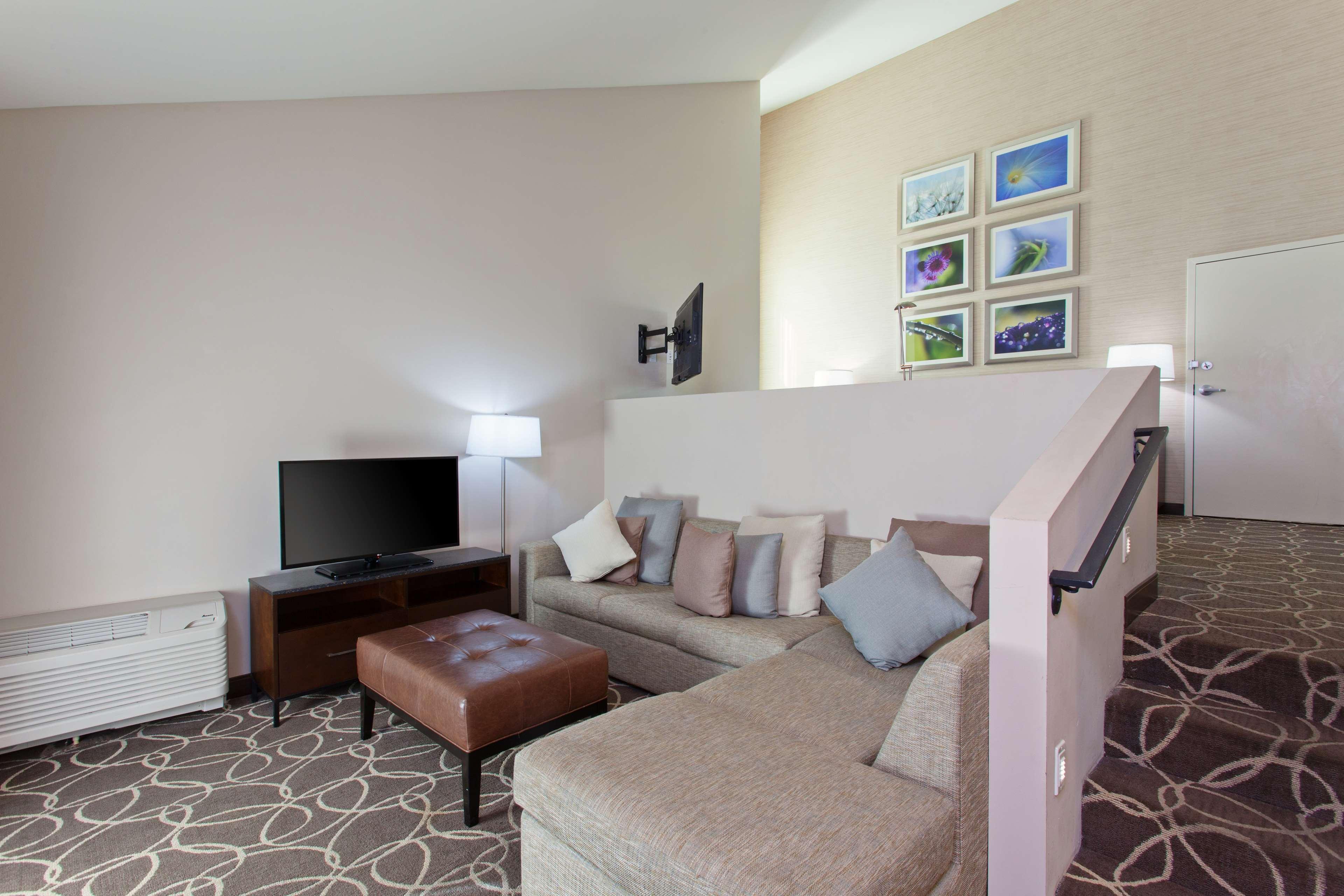 Hilton Garden Inn Los Angeles Marina Del Rey Экстерьер фото