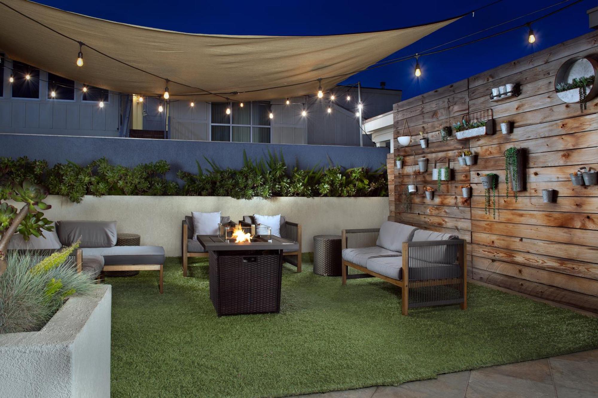 Hilton Garden Inn Los Angeles Marina Del Rey Экстерьер фото